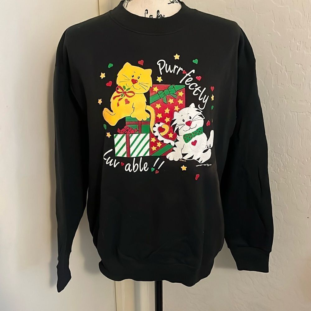Vintage Cat Christmas Purrfectly Luvable Black Graphic Pullover Sweatshirt
